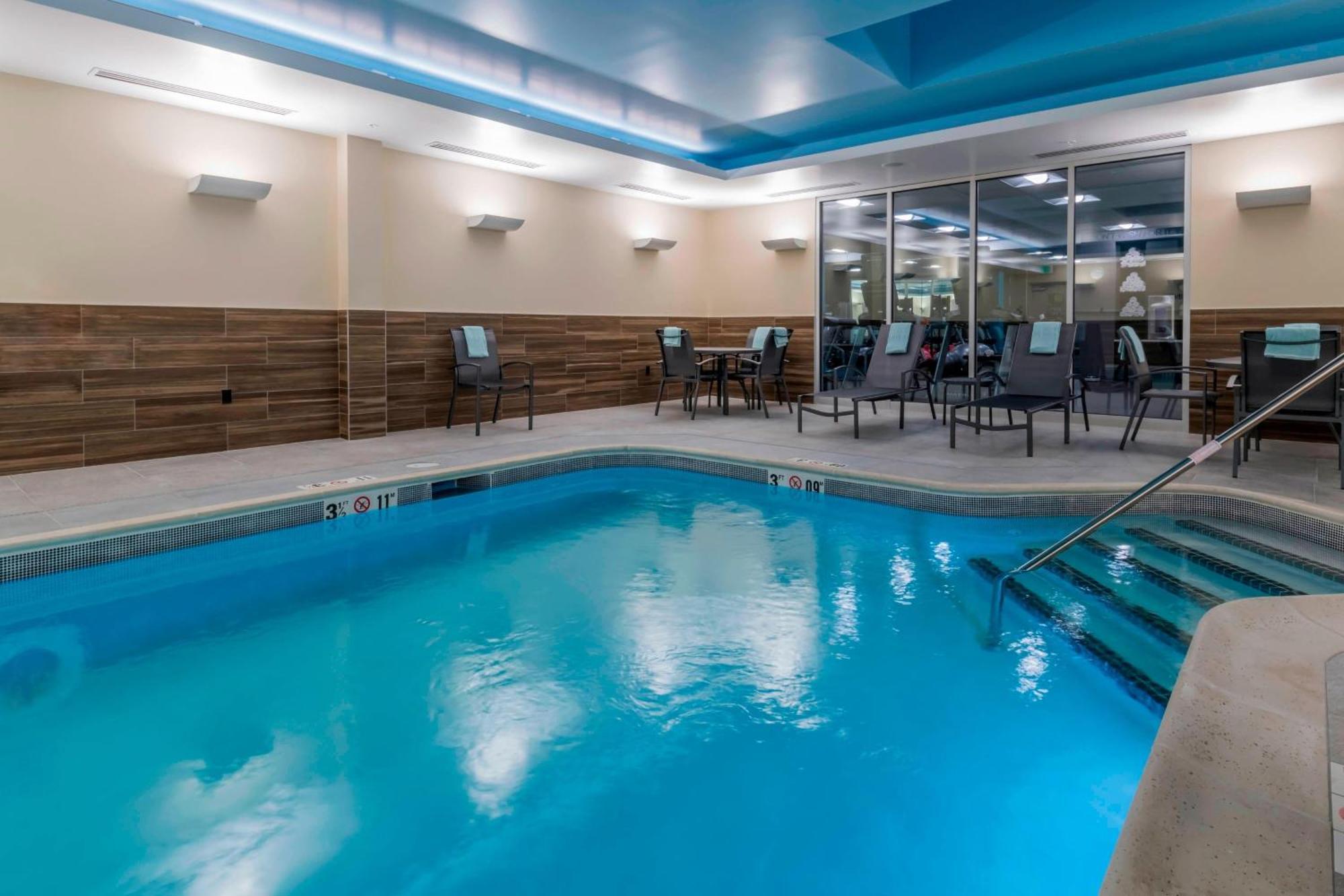 Fairfield Inn & Suites By Marriott Boston Marlborough/Apex Center Екстериор снимка